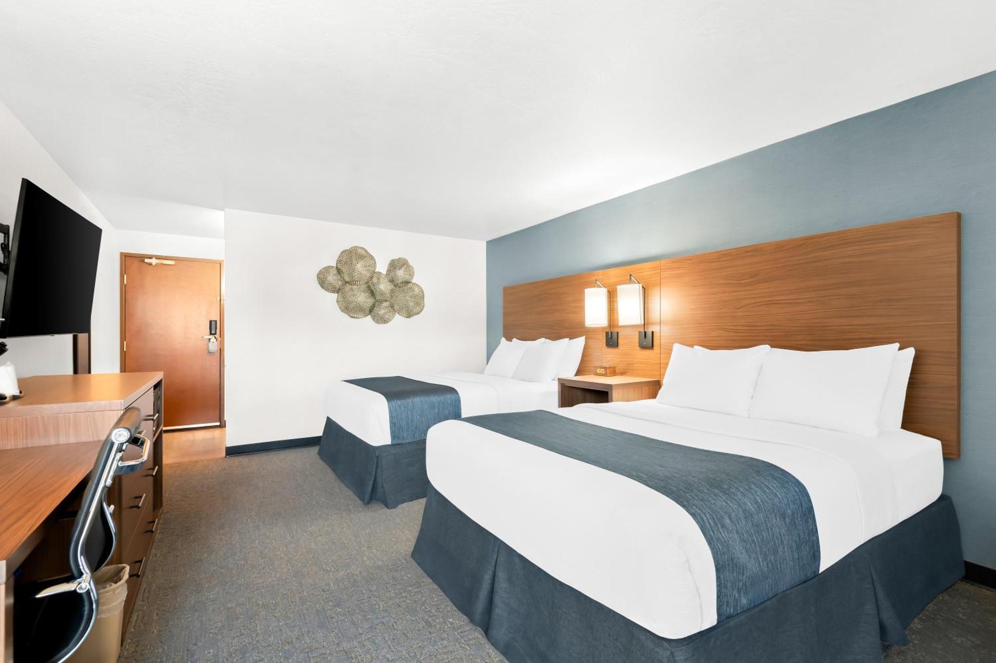 Hayward Hotel 3*